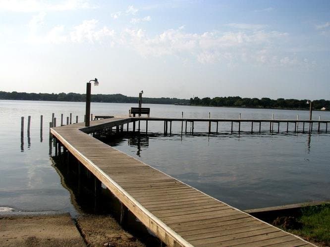 Around the park at Cherokee Landing